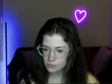 See Alicia_folow online Now @ wapcams.cam
