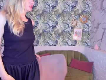 See Asia_rain_ online Now @ wapcams.cam
