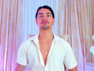 See Davidaponte017 online Now @ wapcams.cam