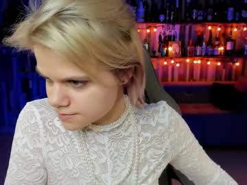 See Elliemurler online Now @ wapcams.cam