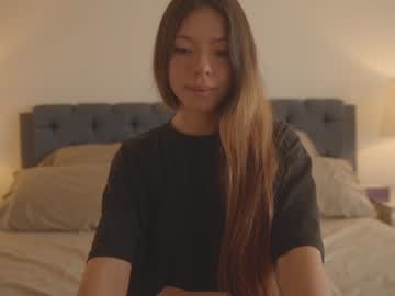 See Emma_lu1 online Now @ wapcams.cam