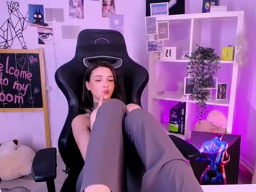 See Emmakeam_ online Now @ wapcams.cam