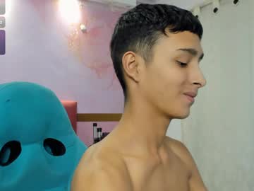 See Estyler_18 online Now @ wapcams.cam