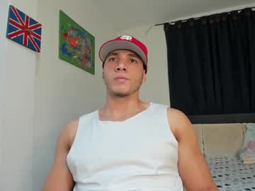 See Max_valiant online Now @ wapcams.cam