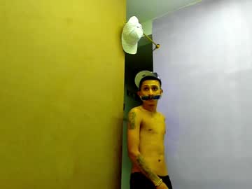 See Stiven_j22 online Now @ wapcams.cam