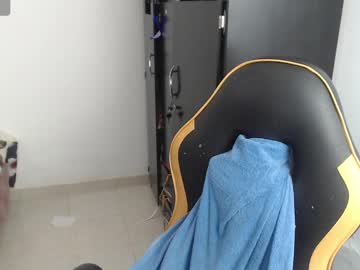See Tommy_bigcock_20 online Now @ wapcams.cam